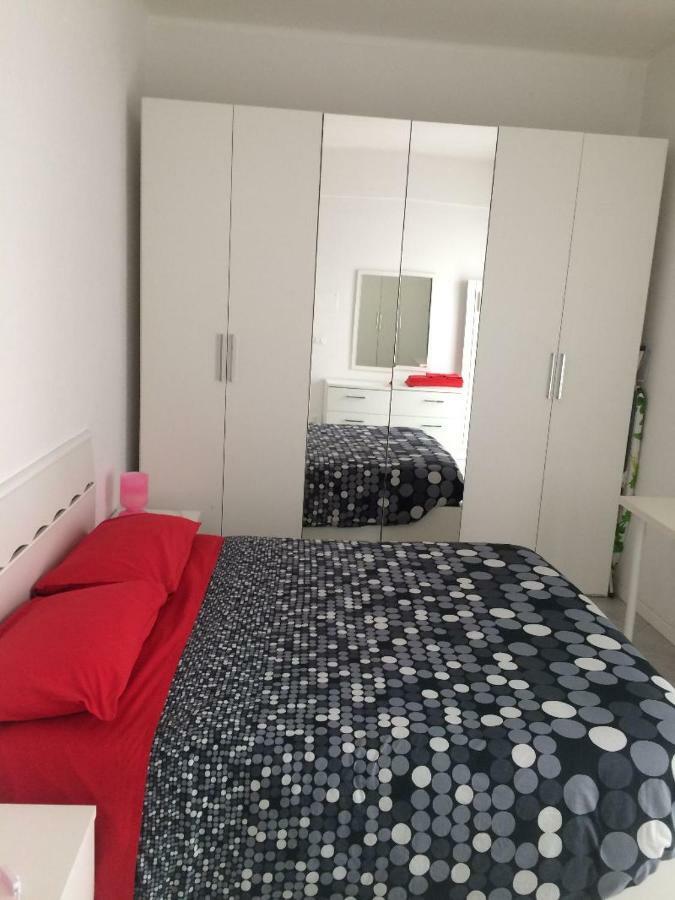 לואנו Appartamento Sul Porto מראה חיצוני תמונה