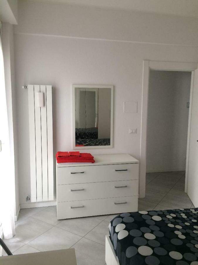לואנו Appartamento Sul Porto מראה חיצוני תמונה