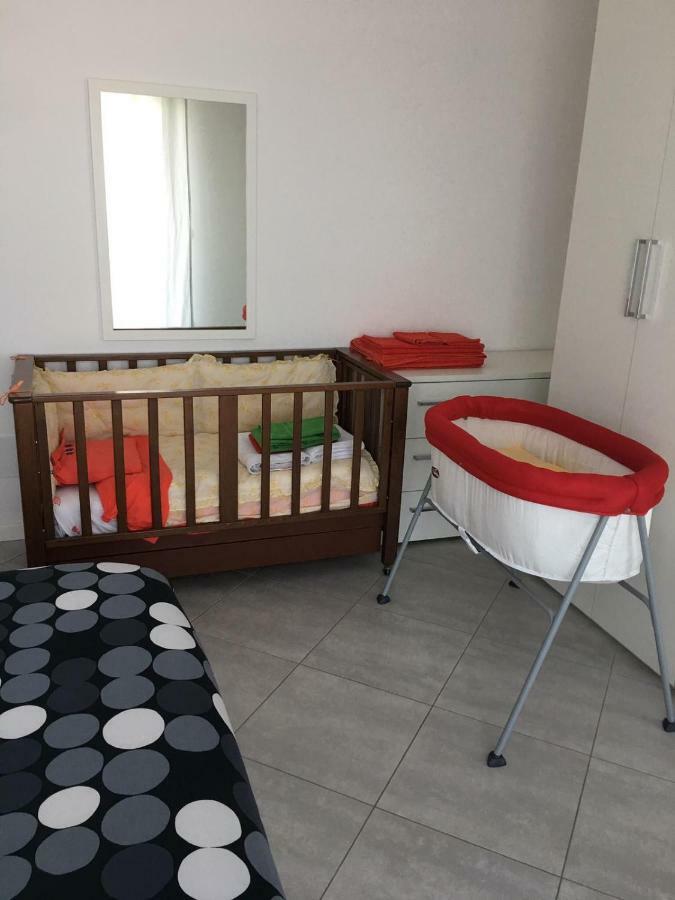 לואנו Appartamento Sul Porto מראה חיצוני תמונה